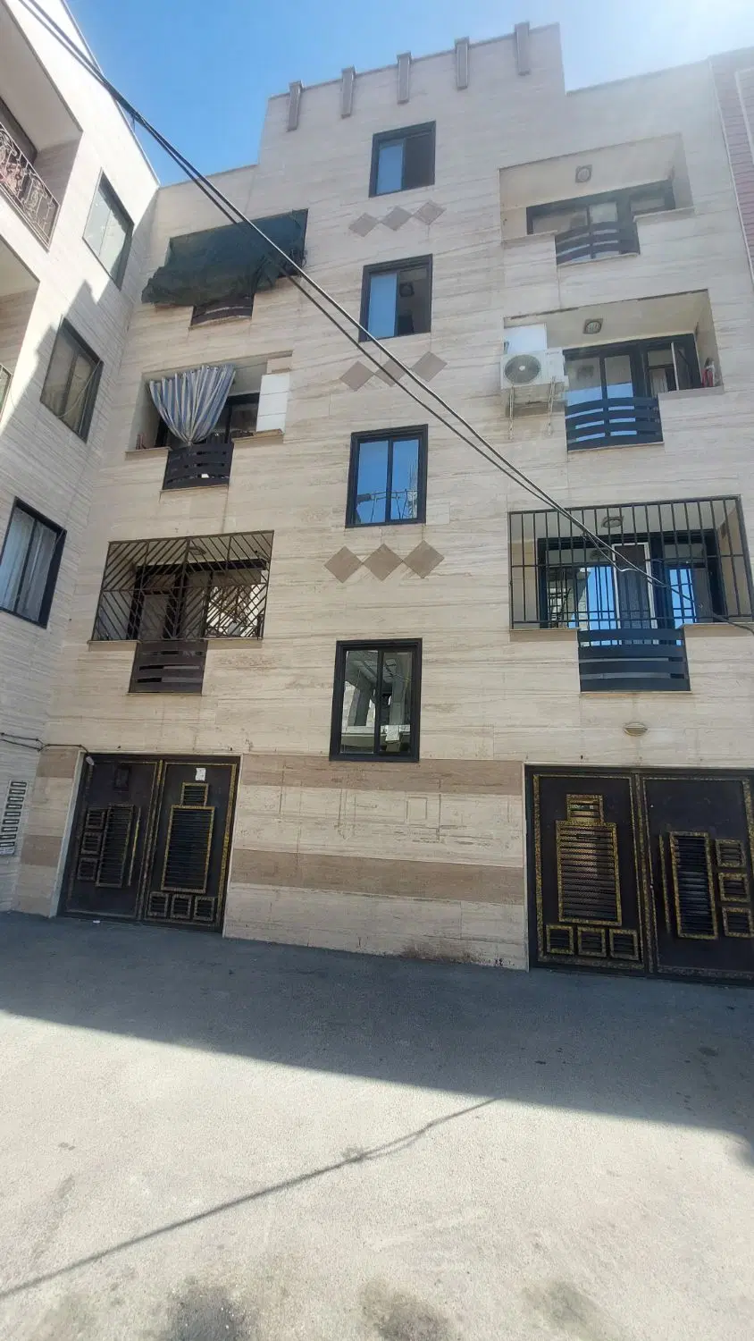 فروش واحد ۶۱متری رو به نما تراورتن