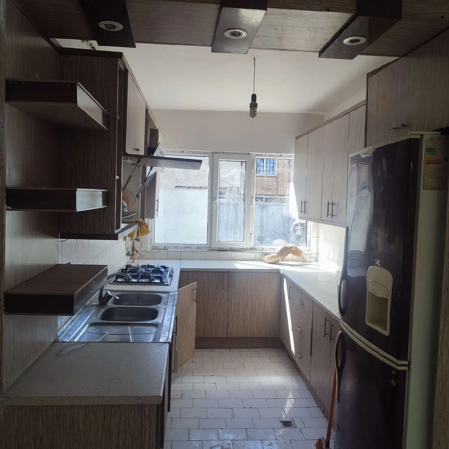 خانه ویلایی مسکونی ۱۰۰ متری