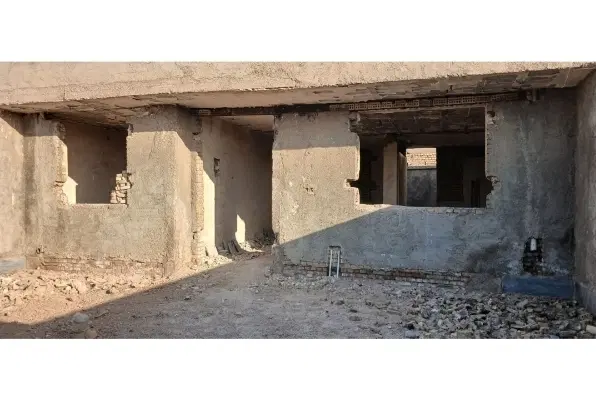 فروش خانه ویلایی ۱۸۰ متری نیمه کاره