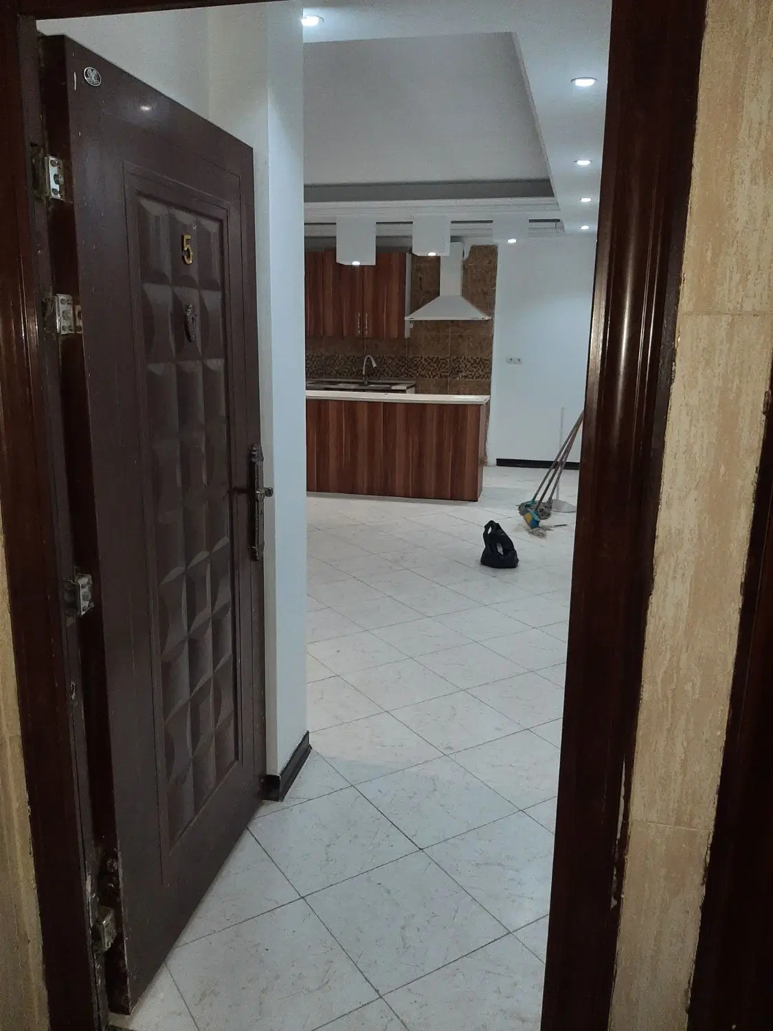 یکخوابه۵۵متر فول امکانات باحیاط اختصاصی