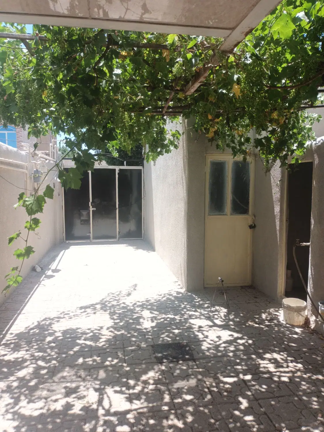 فروش خانه مسکونی ویلایی