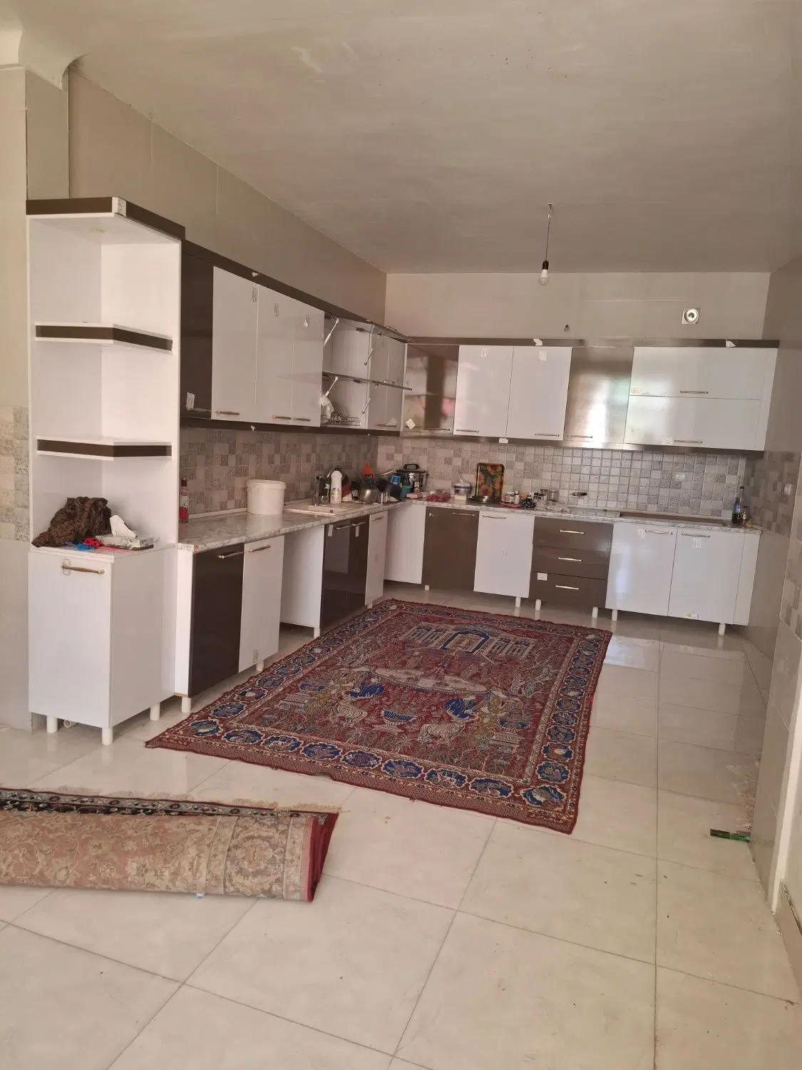اجاره ویلایی دو طبقه فول کلستان