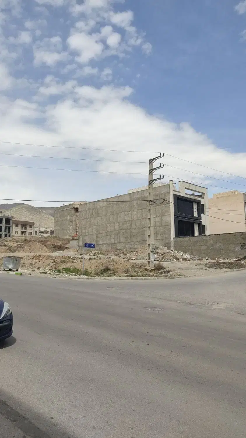 زمین پردیس