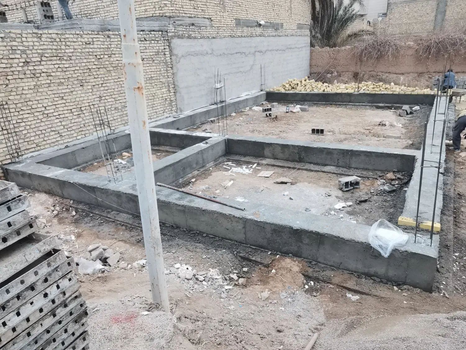 نیمه ساز استقلال کوچه باغ بهار