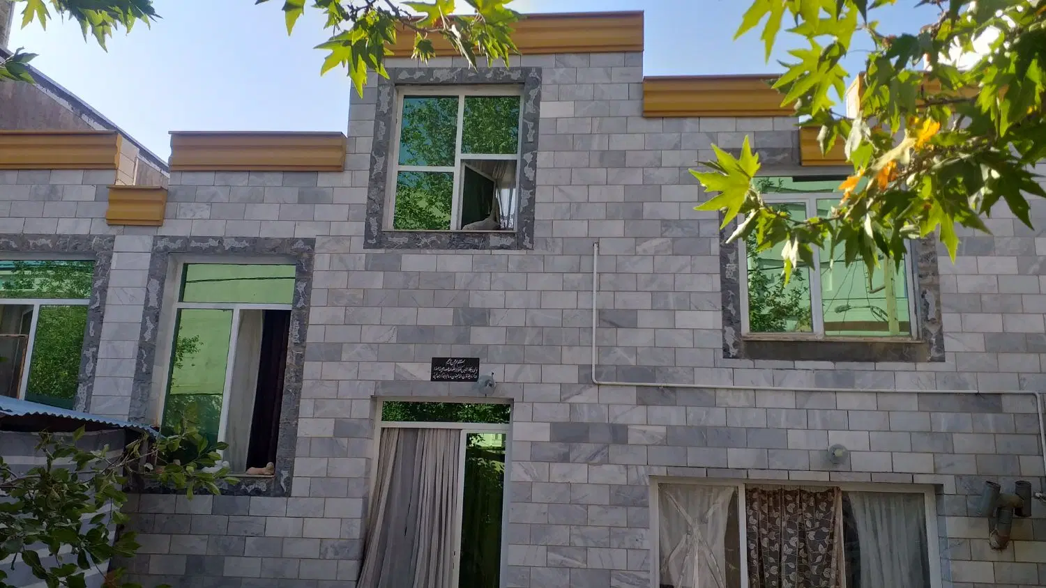 فروش خانه ویلایی ۲۰۰ متری