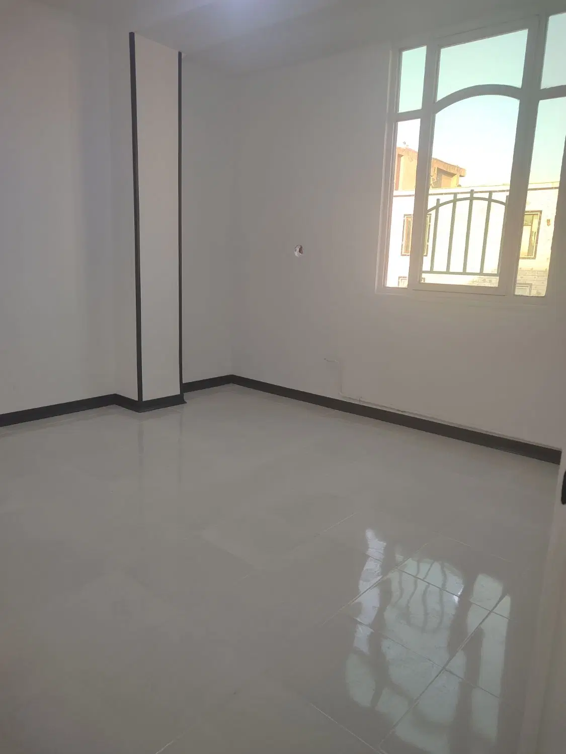 فروش یک دستگاه آپارتمان سند دار