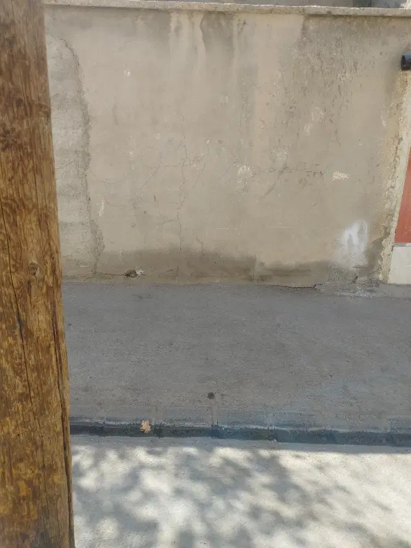 زمین دادگستری