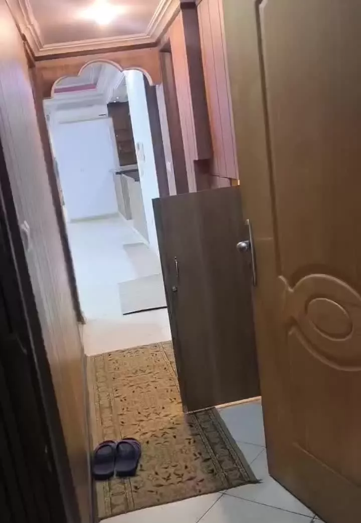 آپارتمان سنددار و تخلیه