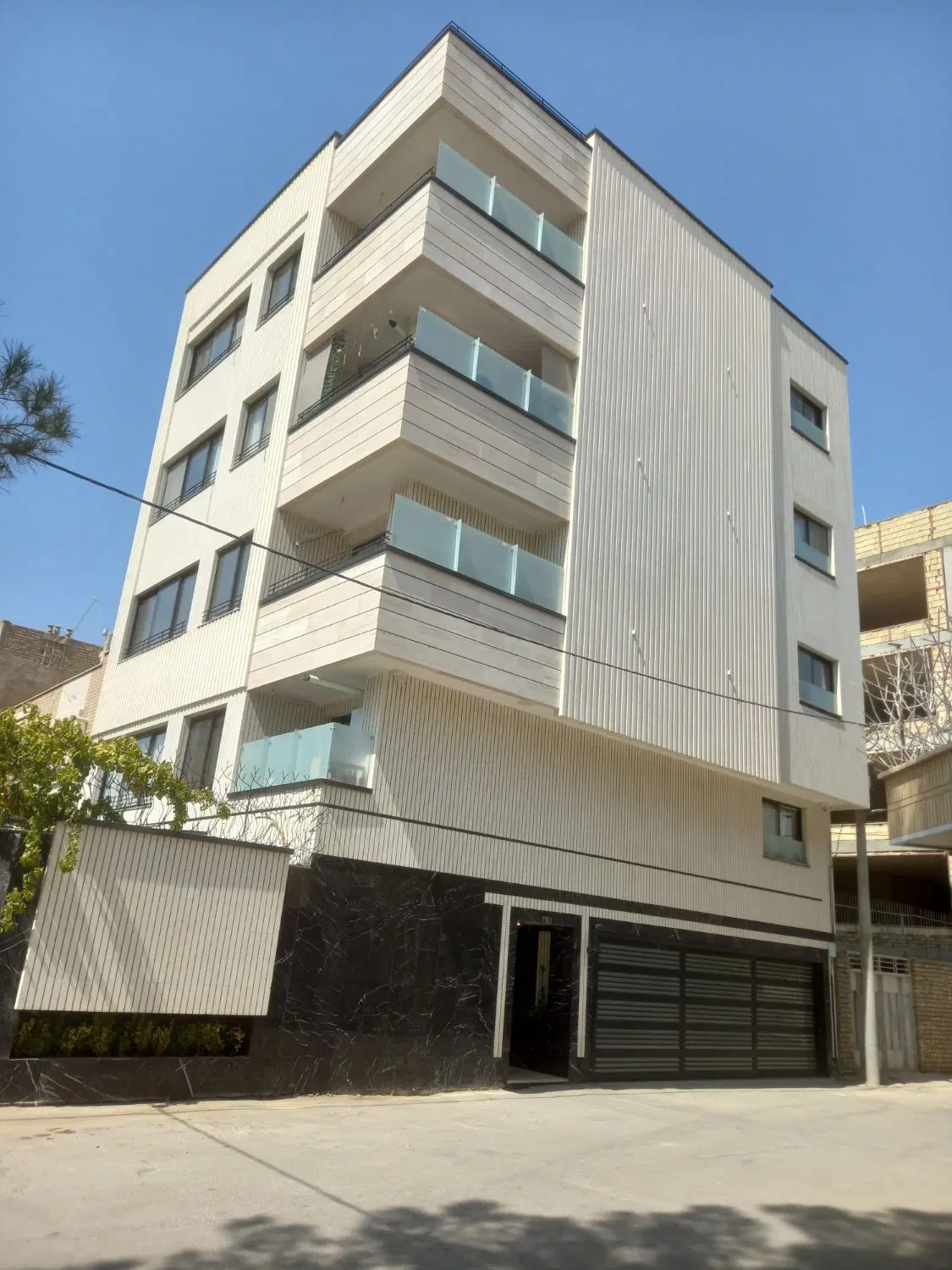 فروش مسکونی ۴ میلیارد تا ۱۰۰ میلیارد