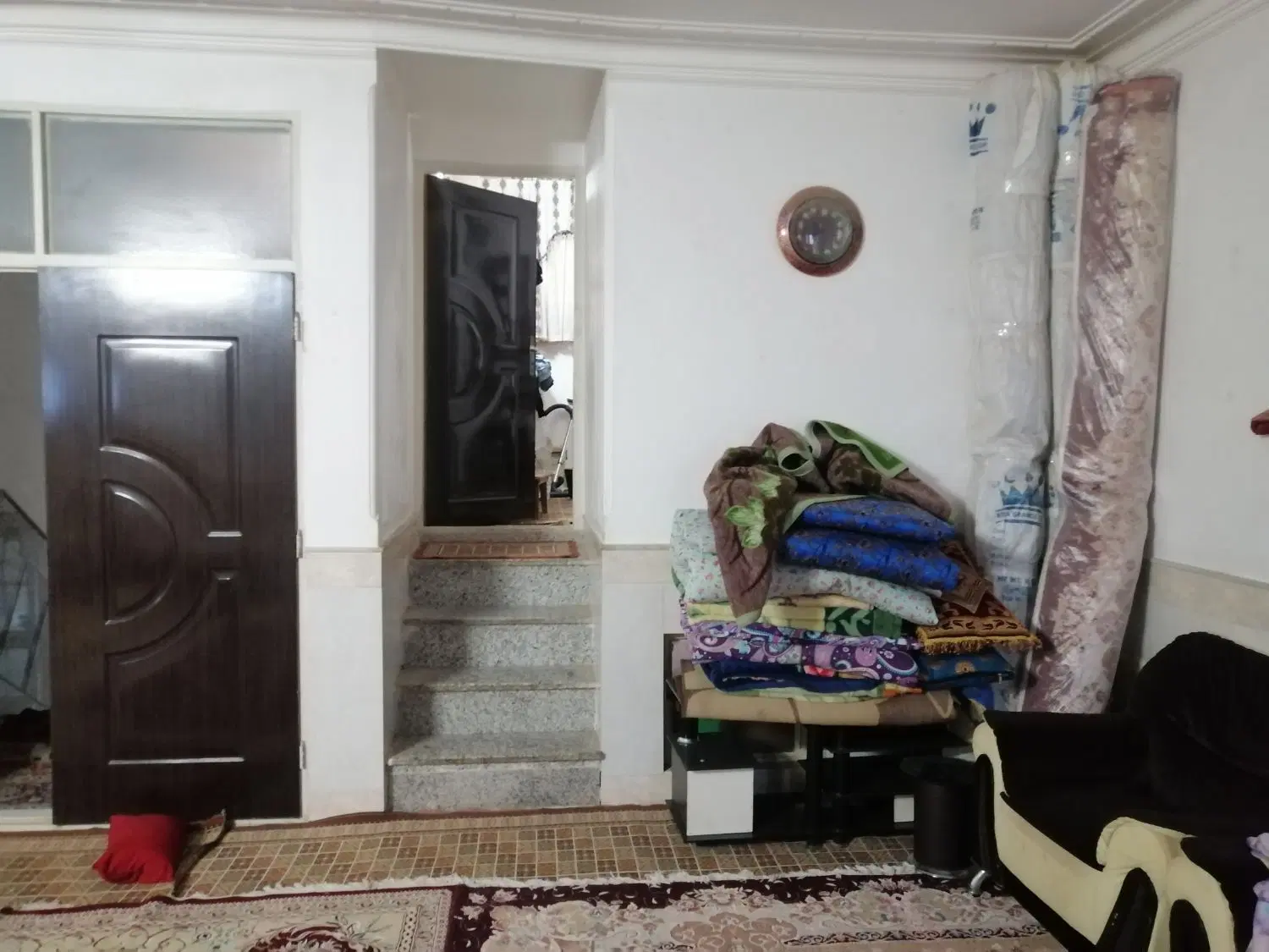 منزل فروشی سه طبقه جمکران