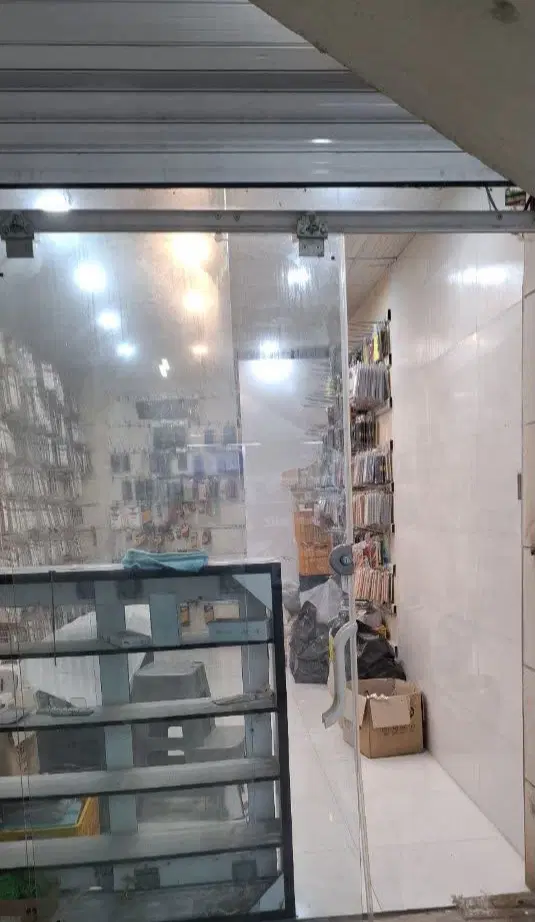 مغازه تجاری ، چهارراه میدان