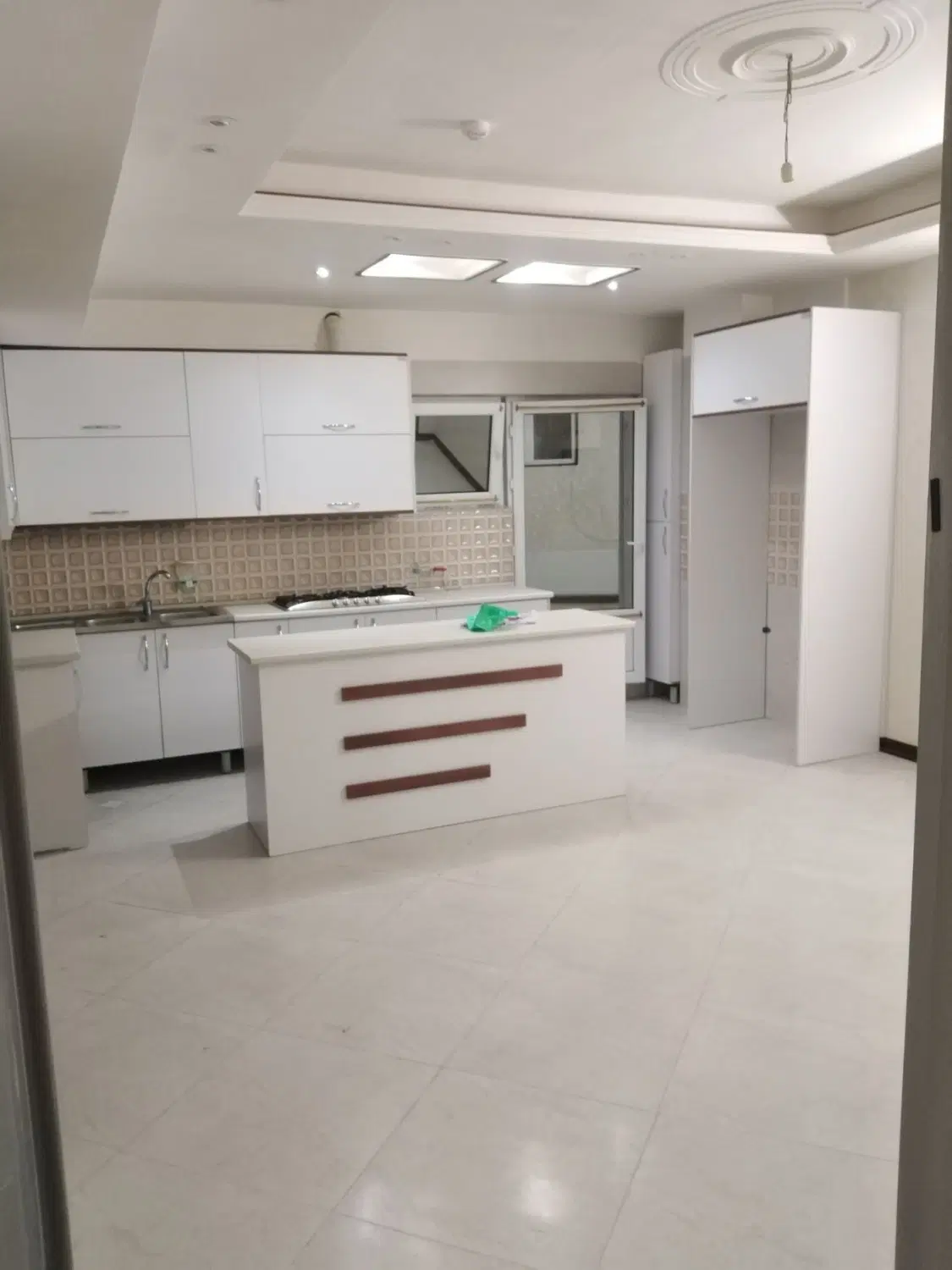 آپارتمان اجاره‌ای