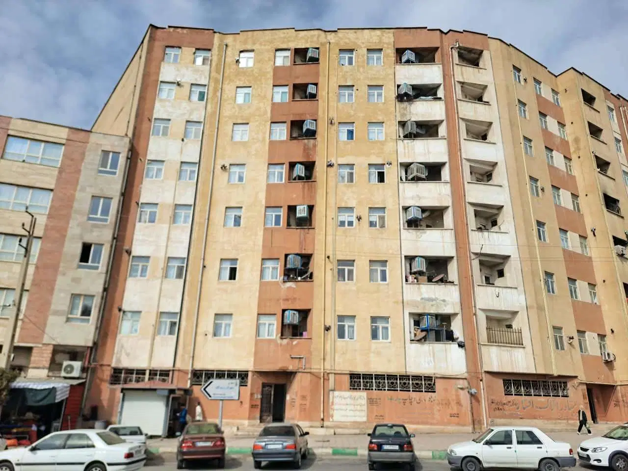 فروش واحد آپارتمانی