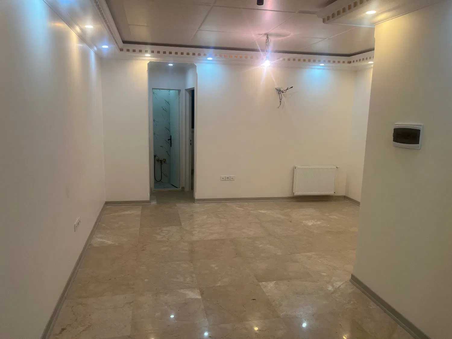اپارتمان ۹۰ متری فول