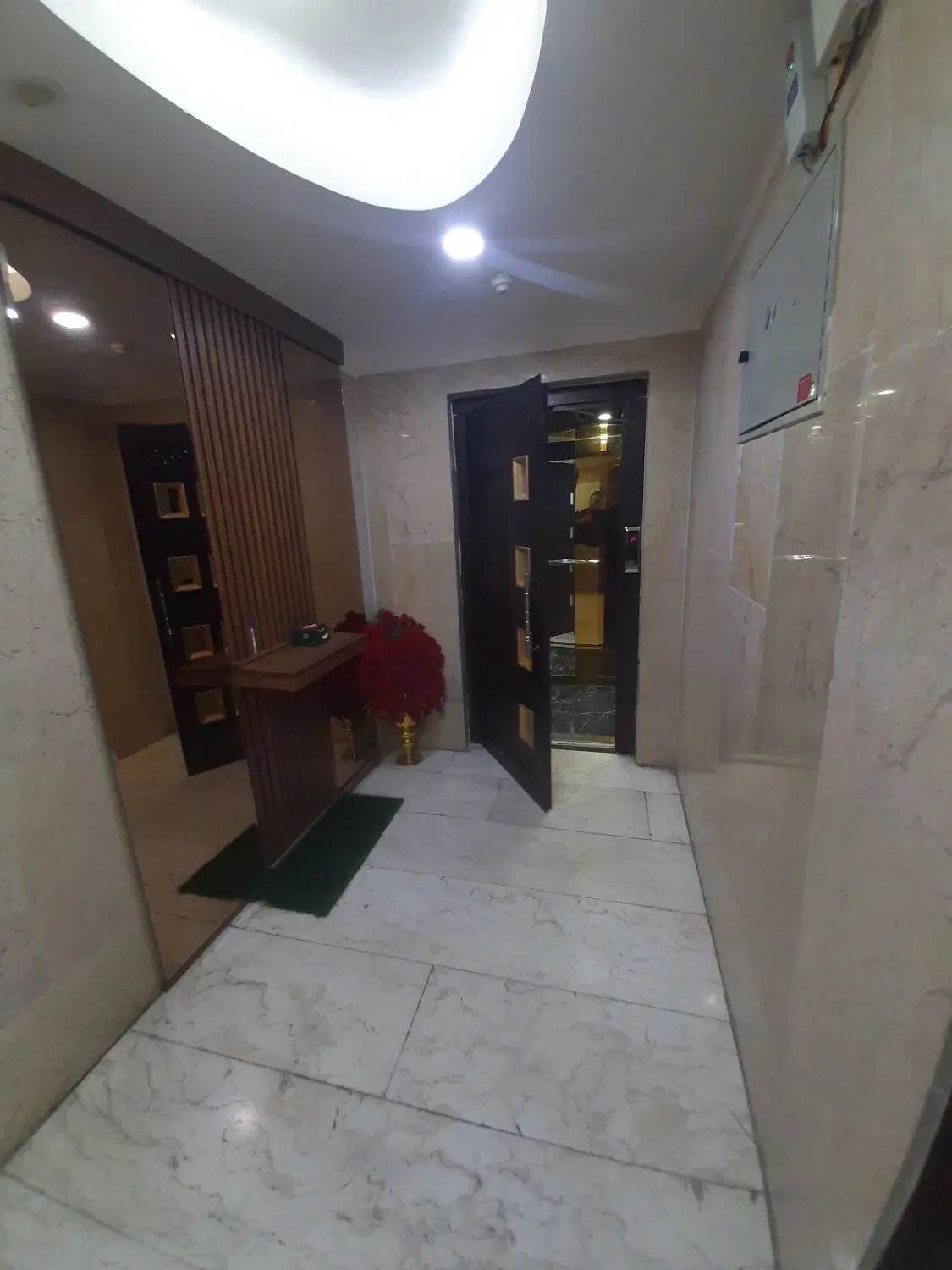 آپارتمان ۱۶۰ متری ۴ خواب