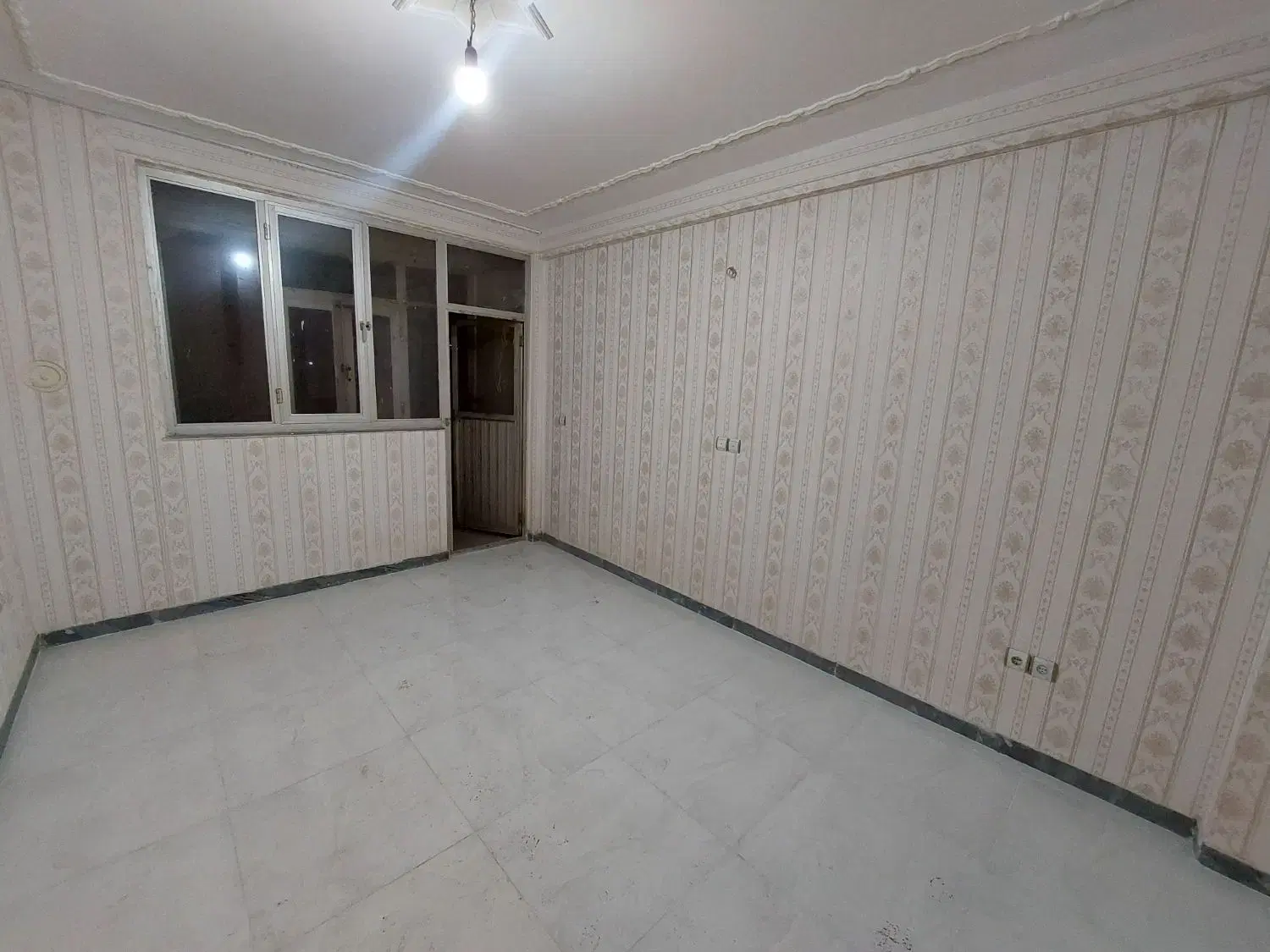 فروش اپارتمان ۱۰۰مترمنظریه ازادی ابوریحان کمربندی