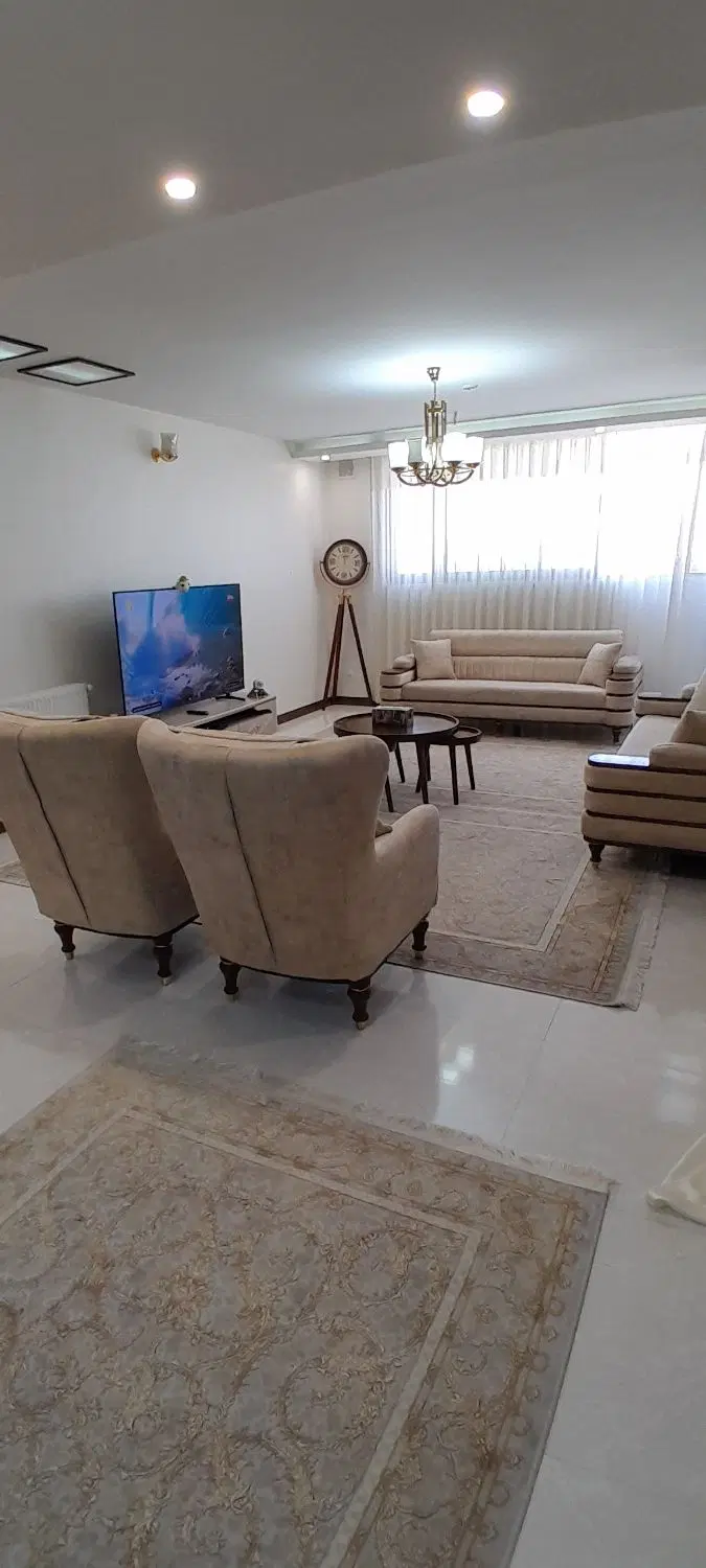 رهن و اجاره آپارتمان نوساز وسط شهر