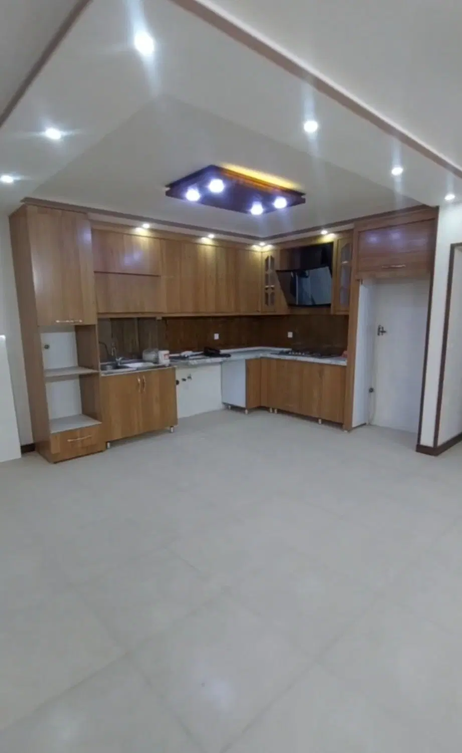 اجاره آپارتمان ۱۱۰ متری نوساز دو خواب