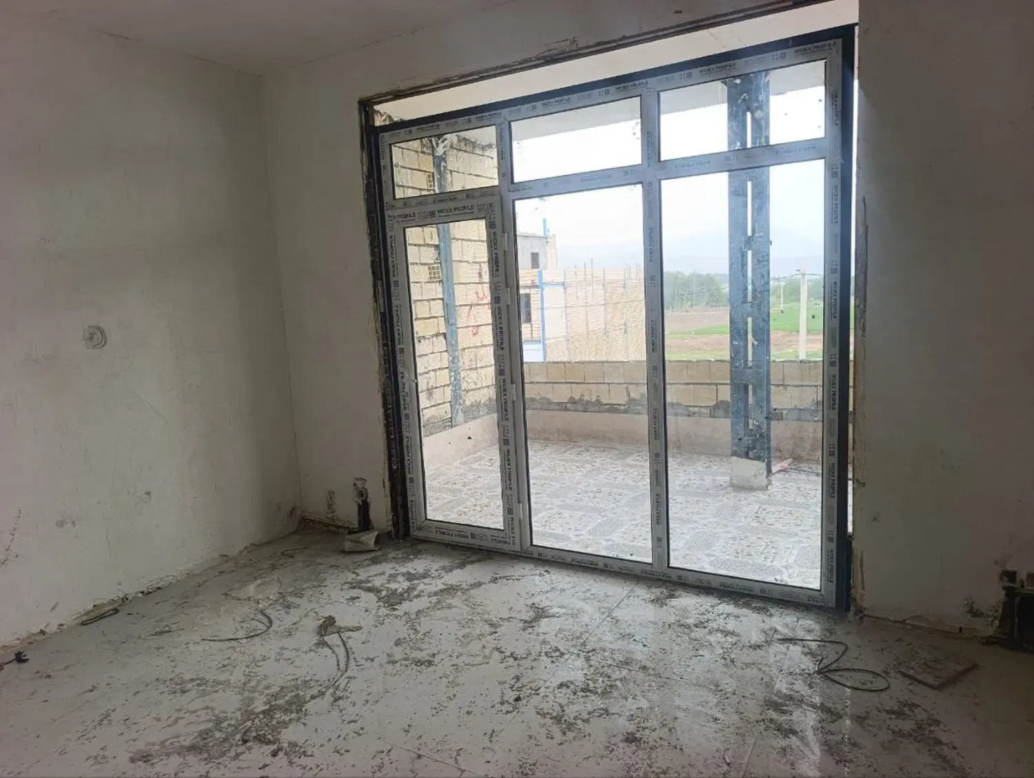 ساختمان مسکونی دوبلکس