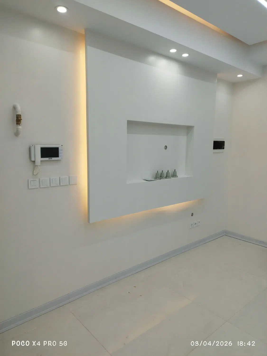 فروش و تهاتر 2 خواب 85 متری کلیدنخورده کریم شاهیان