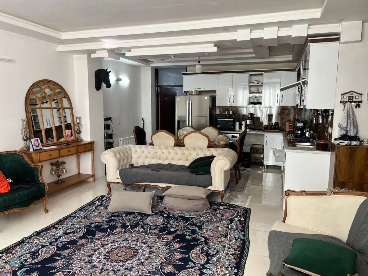 اجاره یک واحد مسکونی