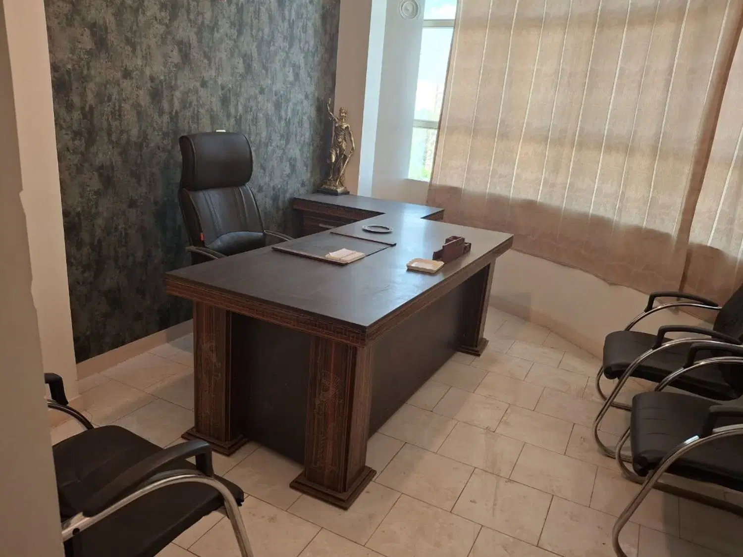 اجاره اتاق اداری در موقعیت استراتژیک