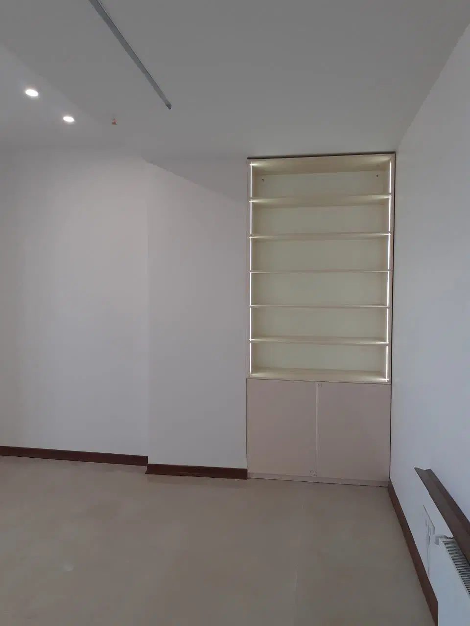 فروش واحد ۹۱ متری فول امکانات  مجتمع غدیر