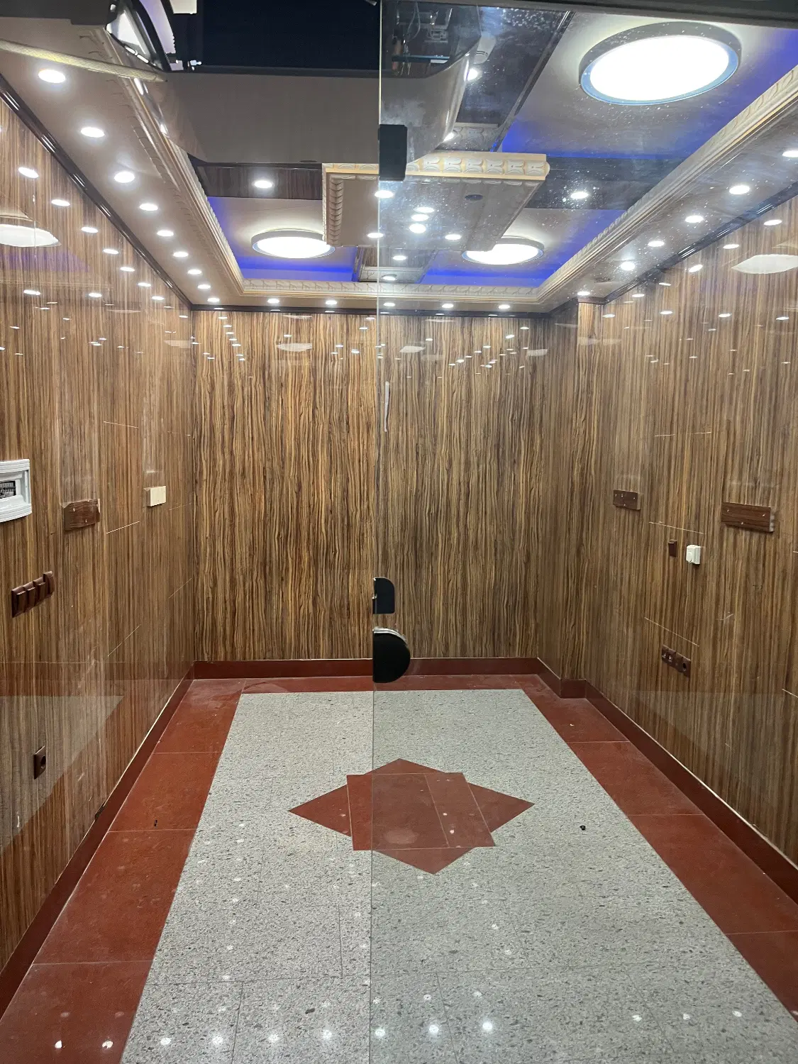 فروش مغازه تجاری پاساژ دانشکده