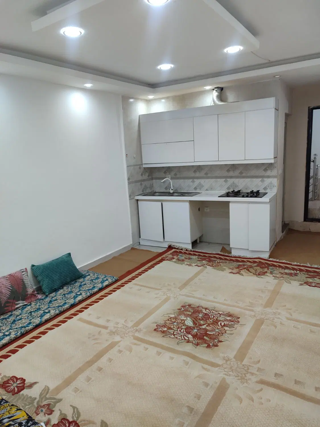 منزل روزانه ماهانه مسافربوشهر ریشهر سرخیابان اصلی