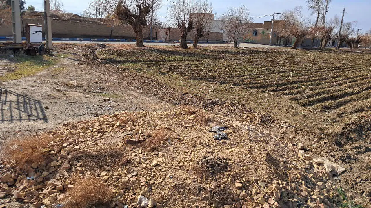 زمین کشاورزی چهار طرف بر سند شش دانگ