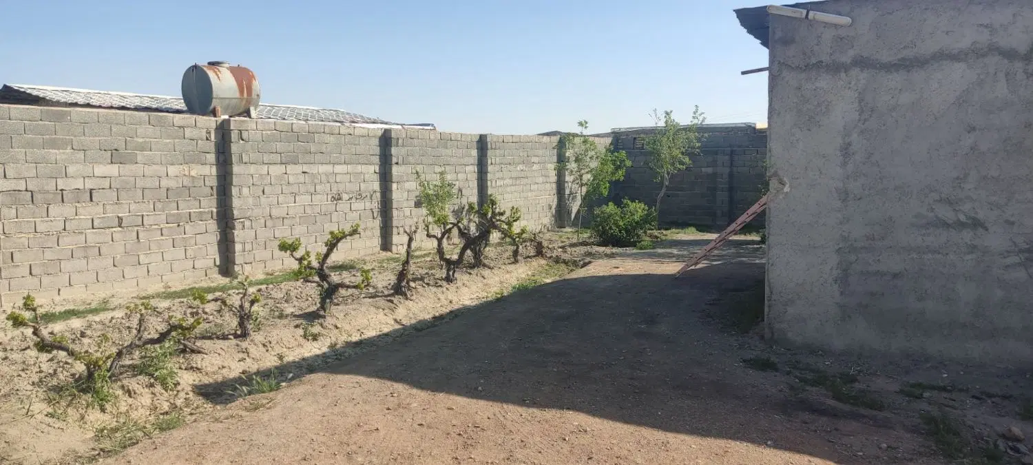 زمین باغی حدودا ۸۰۰متر
