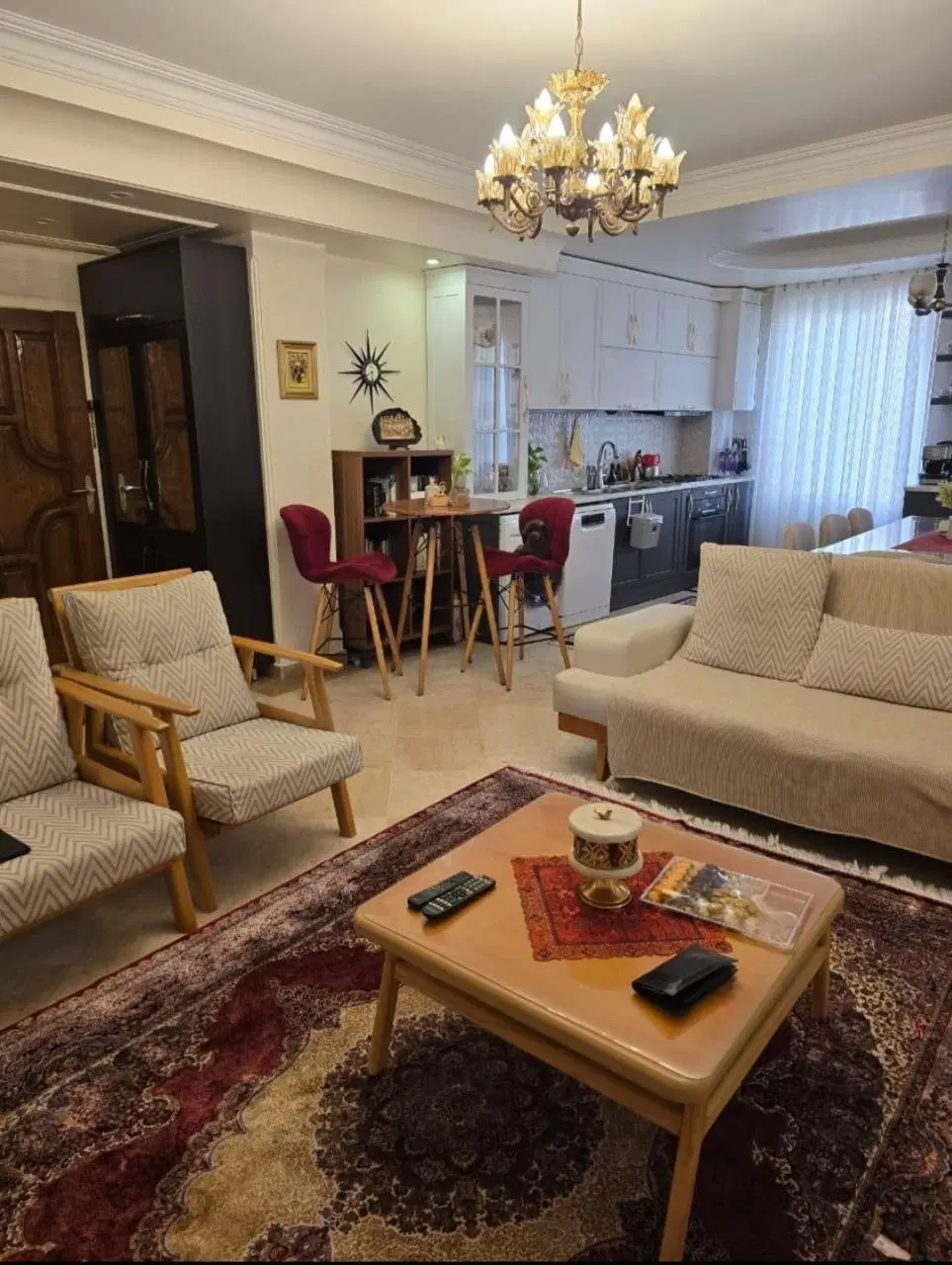 ۵۹ متر خوش چیدمان _ سندتکبرگ _  ۶ واحدی