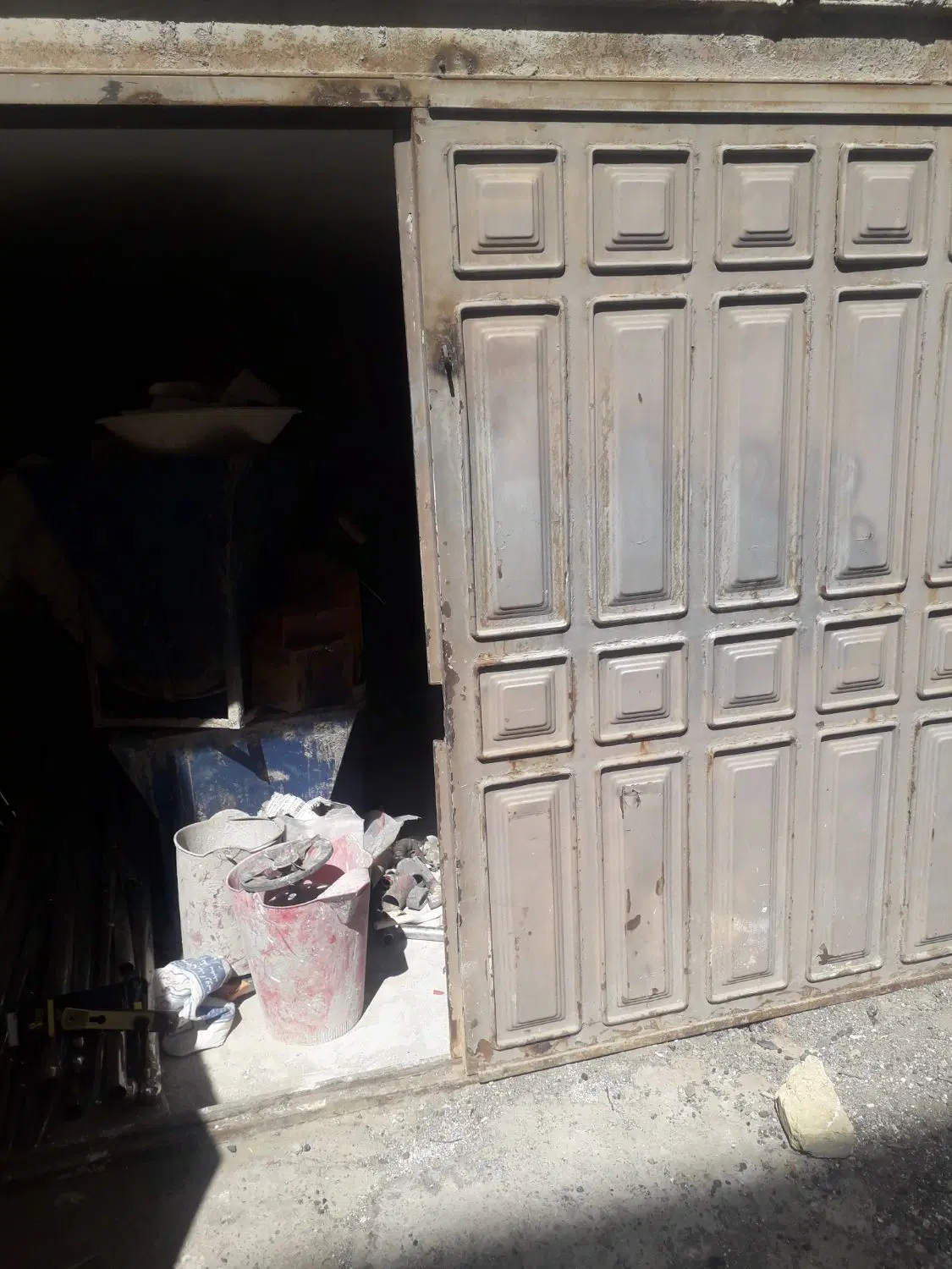 مغازه ۱۴ متری در بهشتی