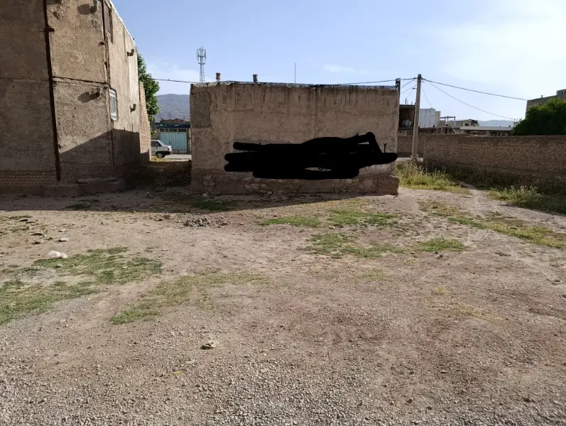 زمین ده محسن