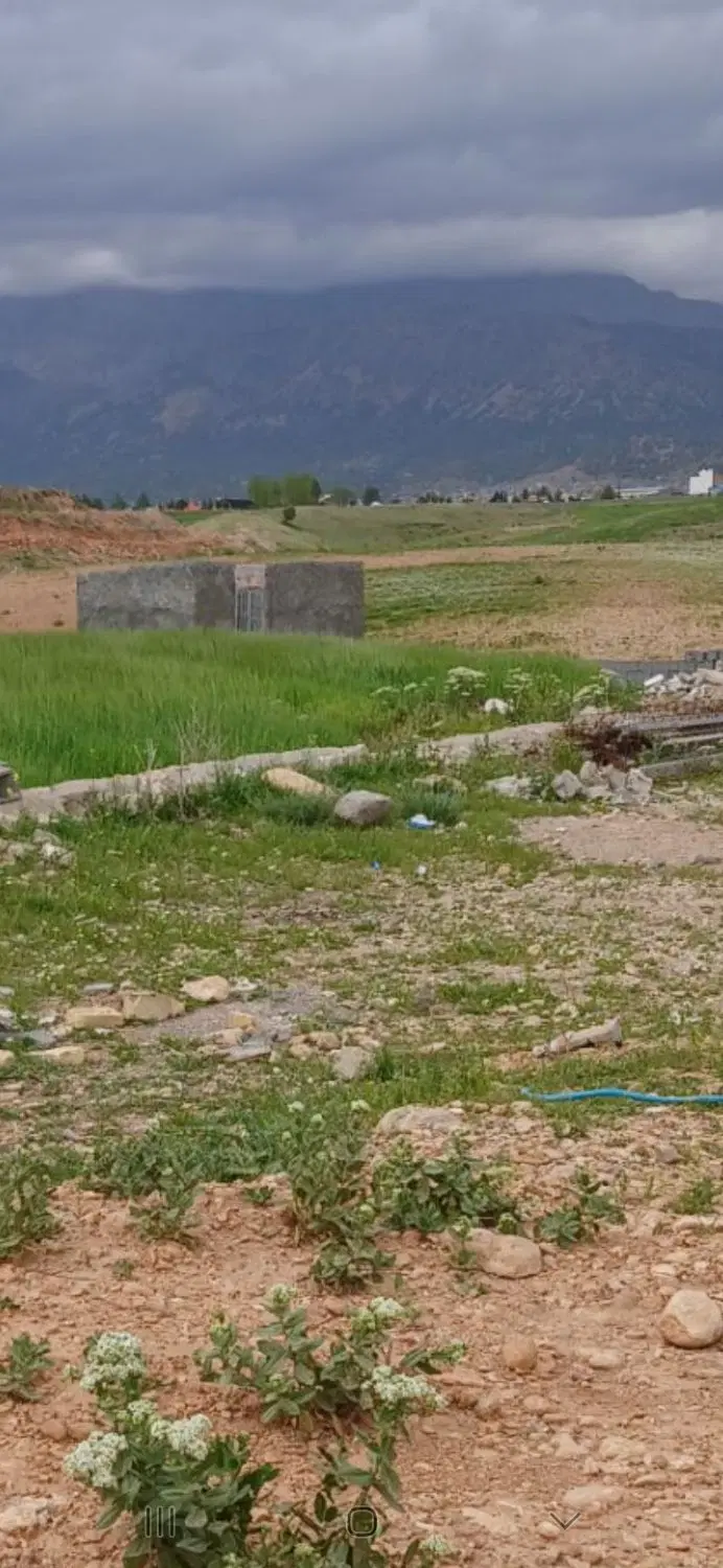 زمین شرف آباد.