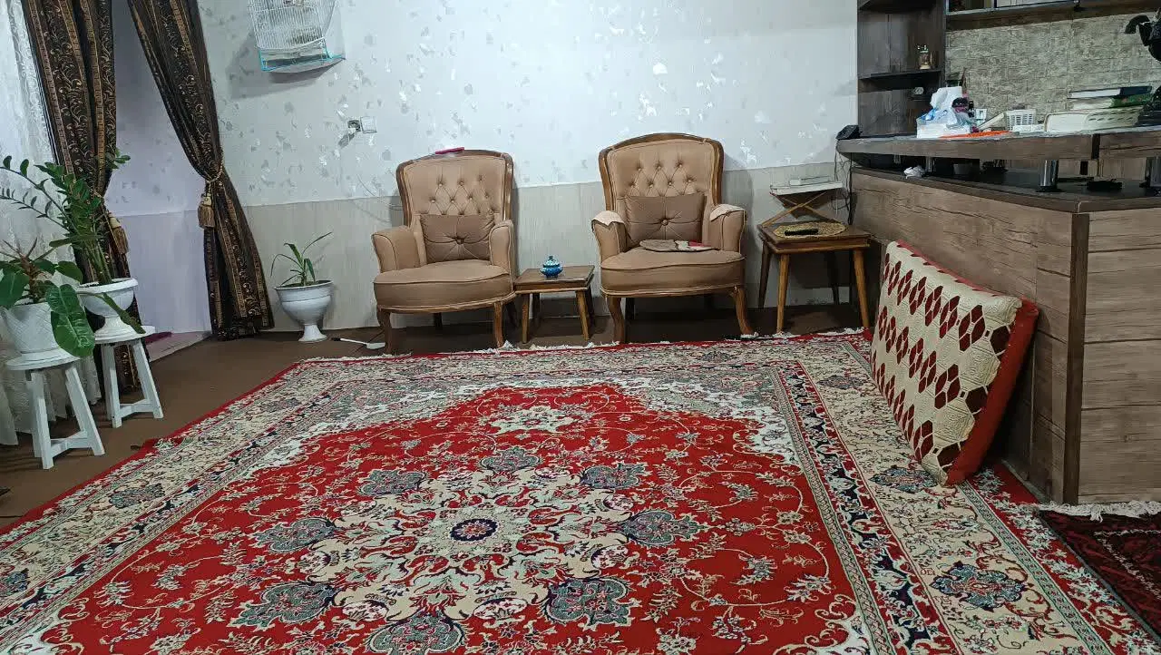 یک ۲طبقه همراه مالک طبقه اول که ۸۵متر