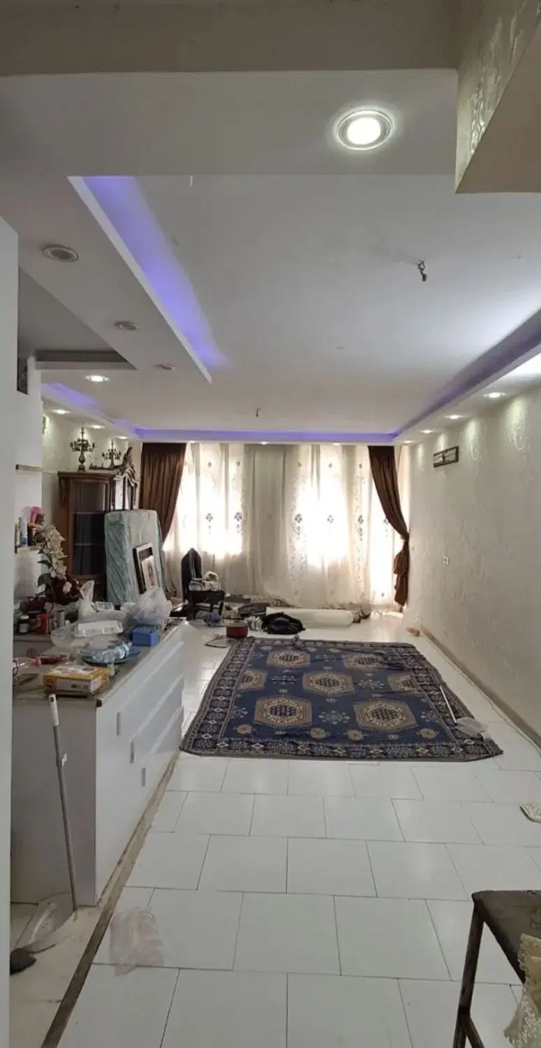 آپارتمان۹۰متری _ خوش نقشه _ اردیبهشت شمالی