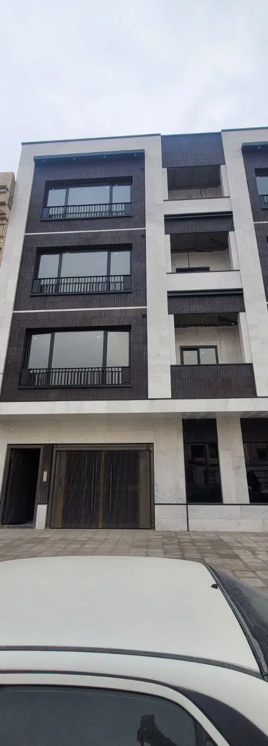 ملک سه طبقه ویلایی با آسانسور _شهرک گلستان