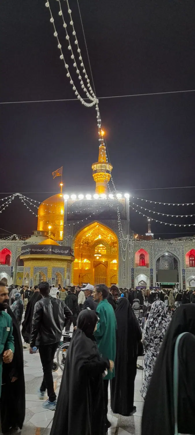 مغازه ده قدمی حرم مطهر