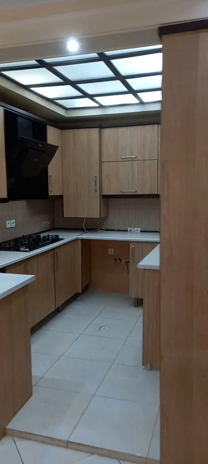 ۷۲ متر  گرمدره
