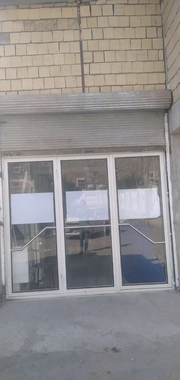 مغازه 62 متر کف 30 متر بالکن ، رودکی خیابان دانش