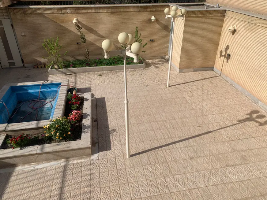 اجاره مسکونی ویلایی زیرزمین کوی سپاهان