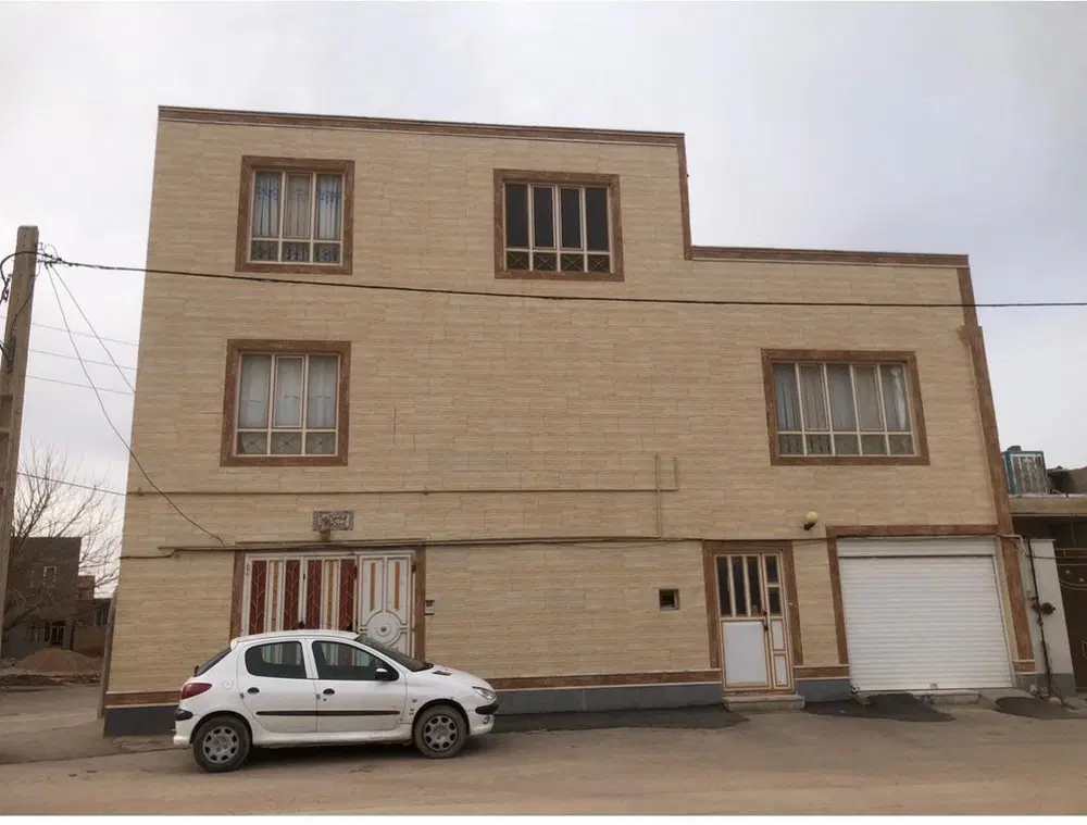 خانه فروشی ۱۱۰ متر بنا ۲ خواب دوبلکس خ گلستان