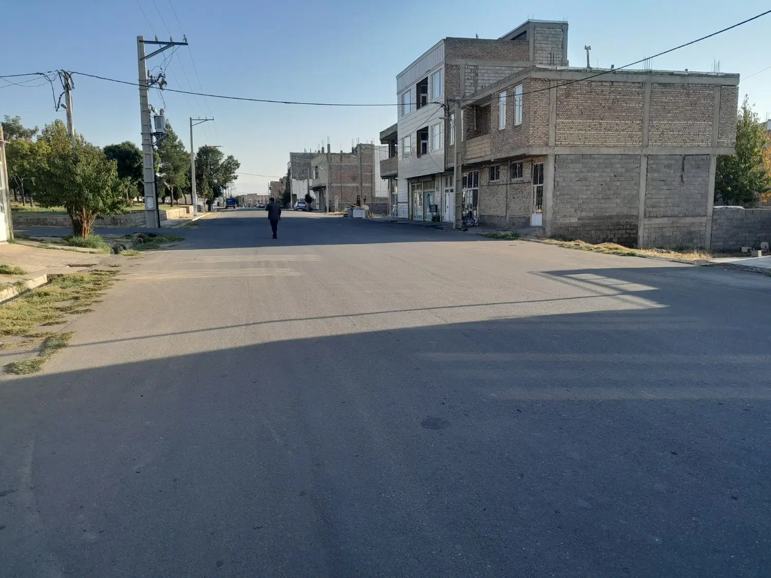 زمین مسکونی