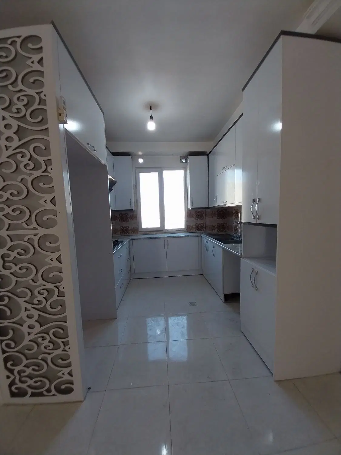خانه _صالحیه_۸۲متری_نگارستان هشتم