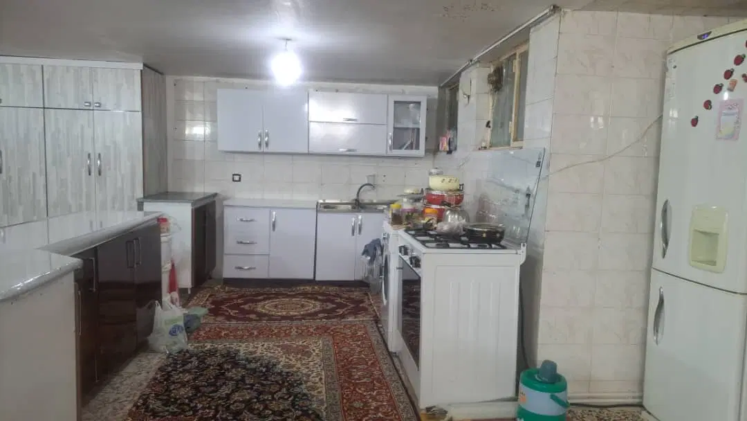 یک واحد مسکونی به اجاره میرود
