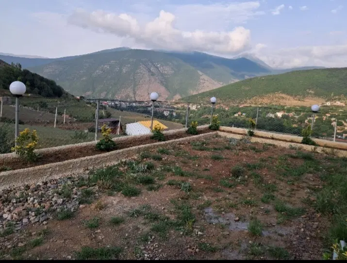ساختمان ۲طبقه در روستای زیبای اتاق سراحومه کندلوس