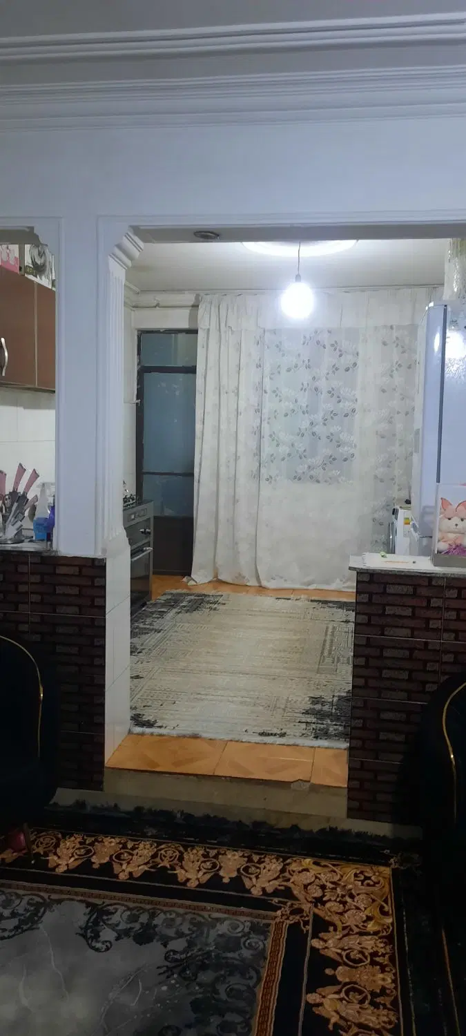 آپارتمان ۷۰متری شیک تمیز