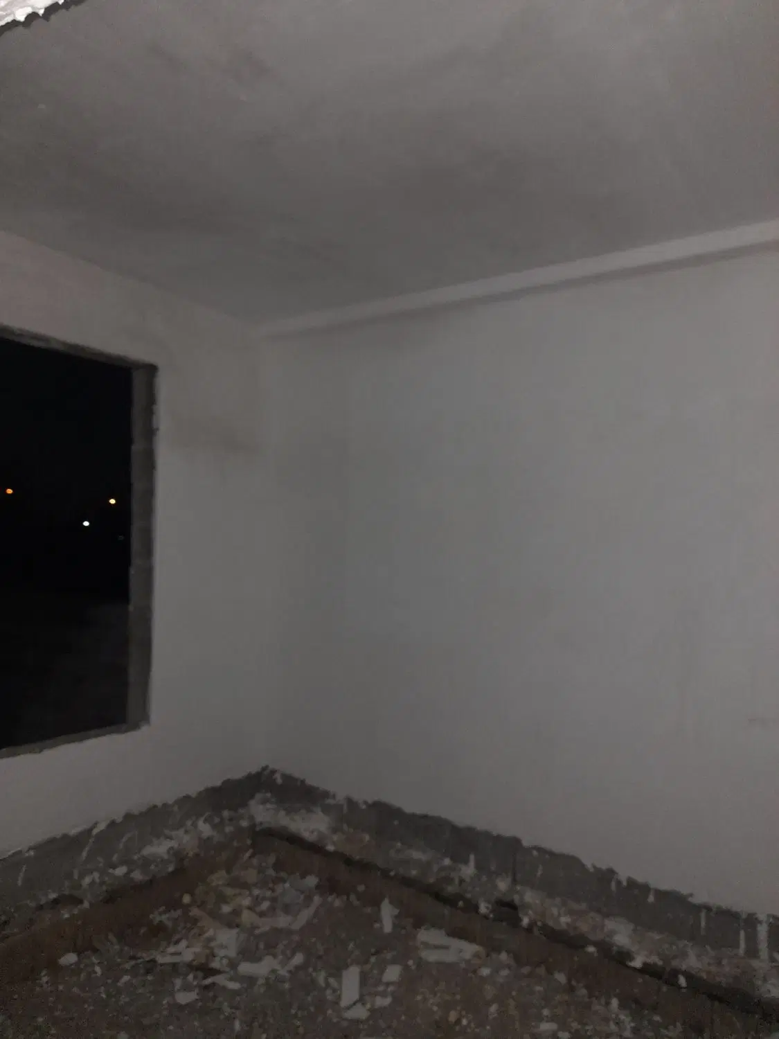 ویلای نیمه کاره برای فروش