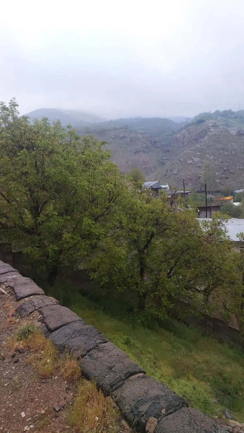 ۳۶۹ متر زمین جاده چالوس